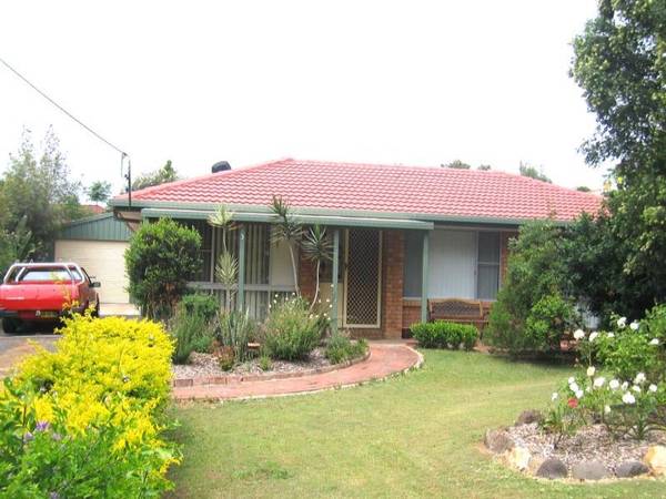 VALUE & GREAT LOCATION Picture 1