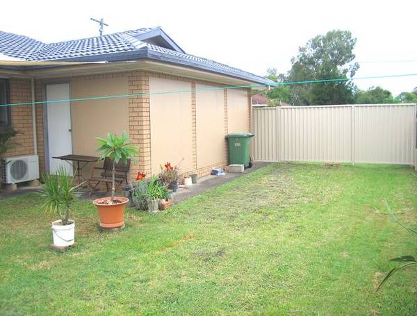 PRICE SLASHED!!! BEST PRICED UNIT IN CASINO Picture 2