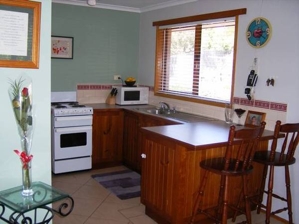 NEAT AND TIDY FIRST HOME OR INVESTMENT Picture