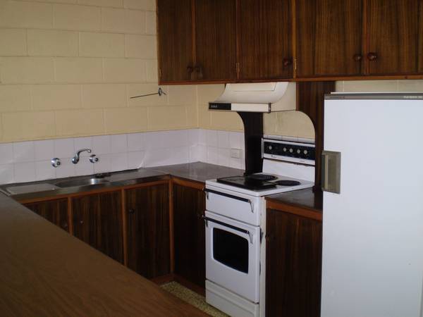 BE A LANDLORD Picture