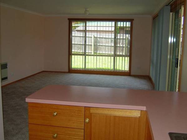 ABOVE AVERAGE UNIT Picture