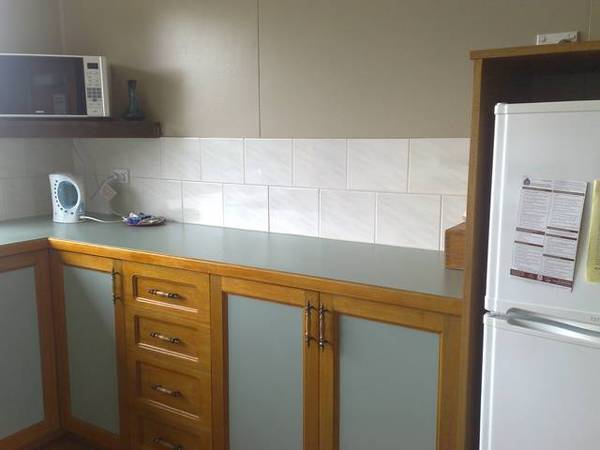 CENTRAL, WITH VIEWS OF GEORGES BAY Picture 3