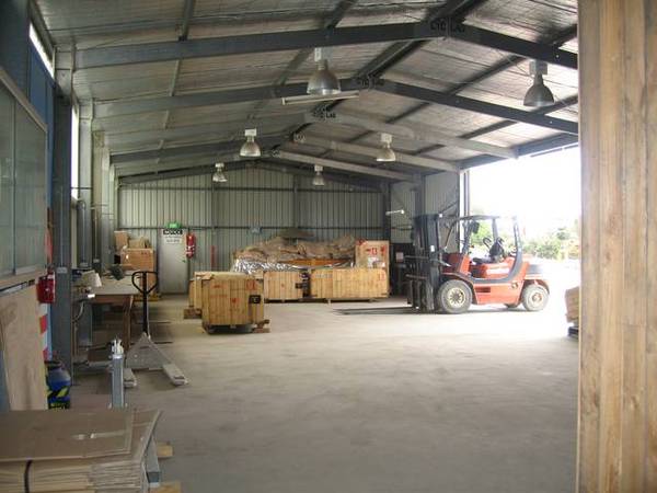 PERFECT POSITION IN BELL BAY Picture 3