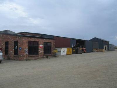 PERFECT POSITION IN BELL BAY Picture