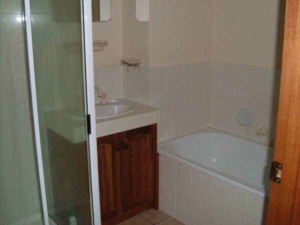 WELL PRESENTED UNIT Picture WELL PRESENTED UNIT Picture