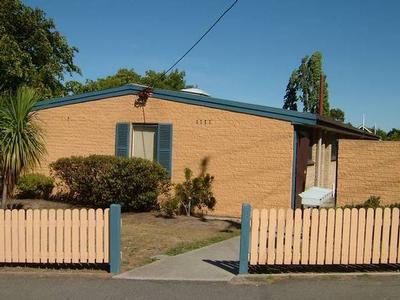 INNER CITY CHIC Picture INNER CITY CHIC Picture