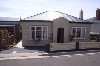 INNER CITY LIVING Picture