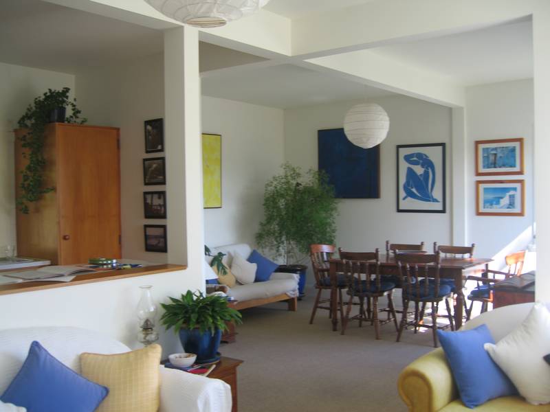 PEACEFUL HOME WITH AMAZING VIEWS Picture 2