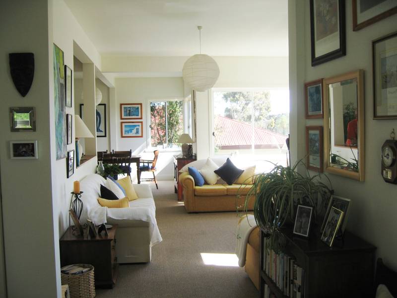 PEACEFUL HOME WITH AMAZING VIEWS Picture 1