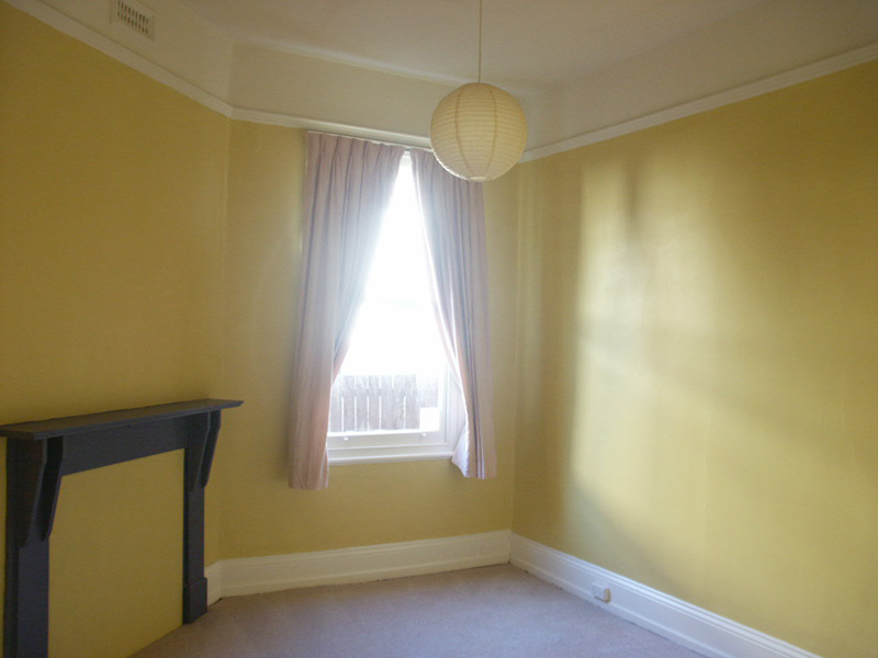 LOVELY CHARACTER HOME Picture 3