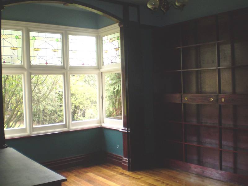 DISTINCTLY DIFFERENT Picture 2