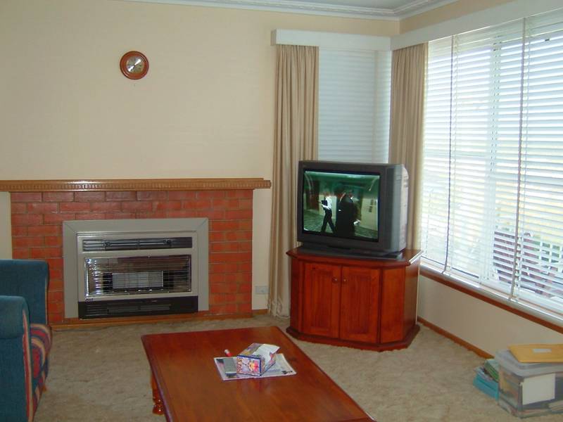 SUNNY FAMILY HOME Picture 2