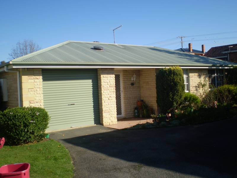 A RARE OPPORTUNITY Picture 1