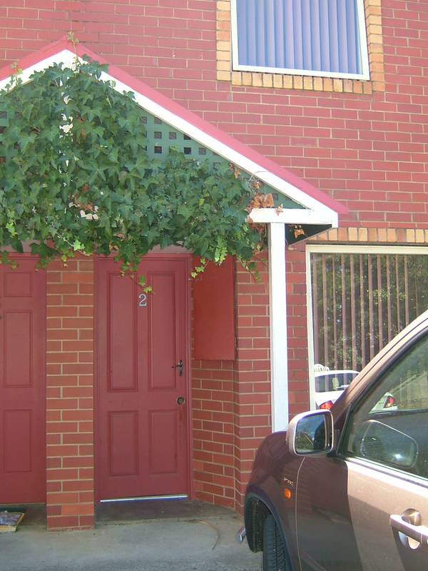 STONE THROW AWAY FROM CBD Picture 1