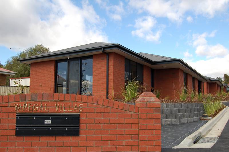 QUALITY UNIT, QUALITY LOCATION Picture 1