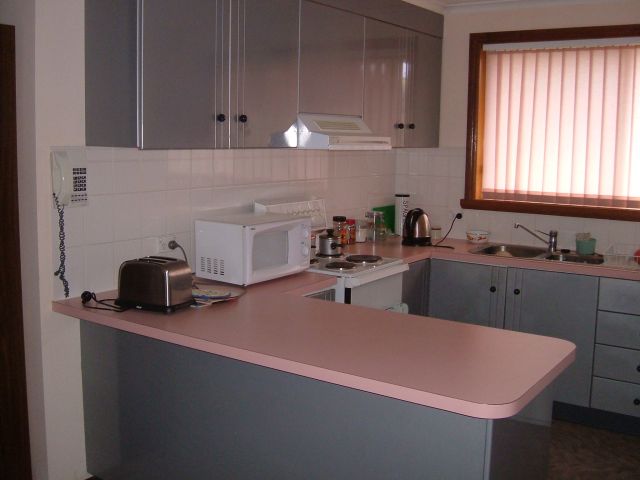 DRESS CIRCLE LOCATION Picture 2