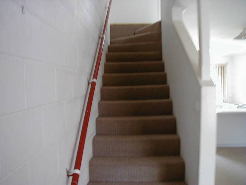 CENTRAL LOCATION Picture 3