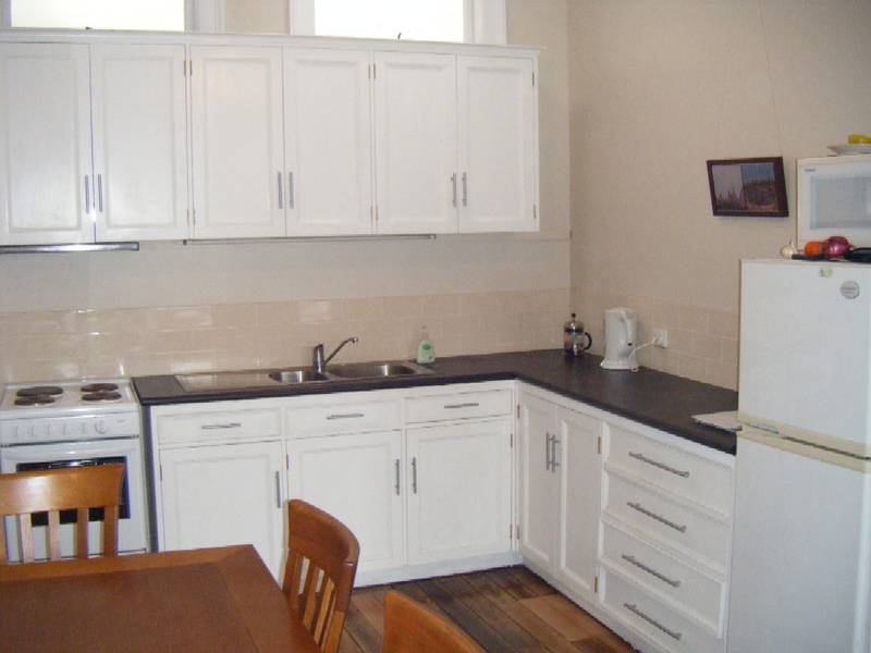 IN THE HEART OF THE CBD Picture 3