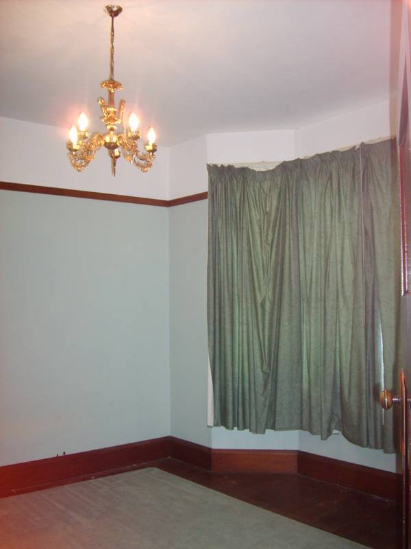 CENTRAL AND SPACIOUS Picture 2