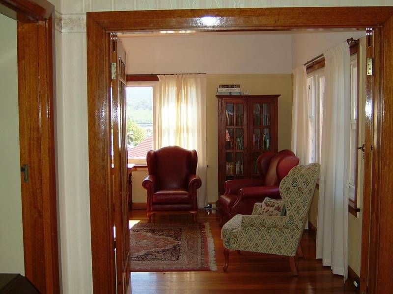 Great Property in a Great Suburb Picture 3