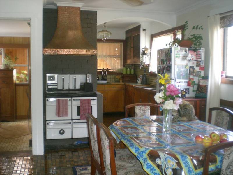 REDUCED AND MUST BE SOLD!! Picture 3