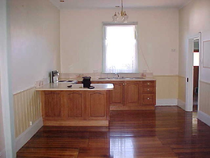 INNER CITY LIVING Picture 2