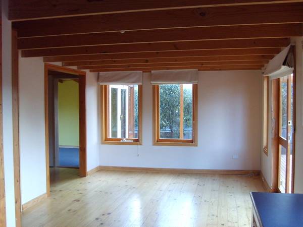 Vendor Wants Action!! Picture 2