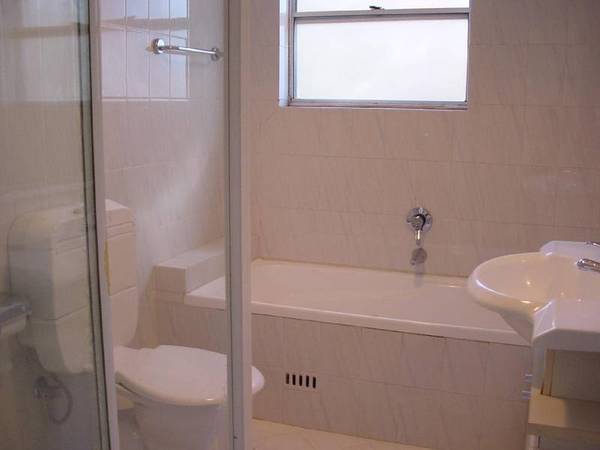 QUIET PENINSULA LOCATION Picture 3