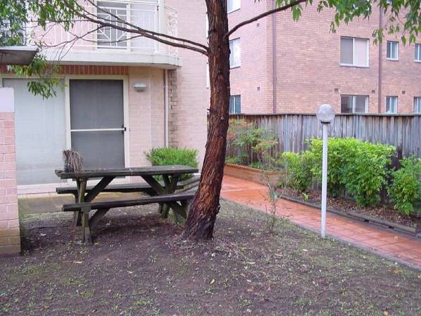 MODERN GARDEN UNIT Picture 1