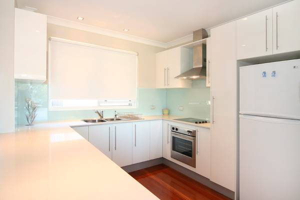 HARBOUR BRIDGE, CITY & WATER VIEWS Picture 3