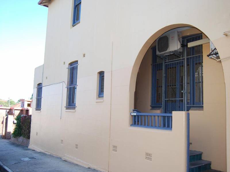 FORGET THE CAR! Picture 2