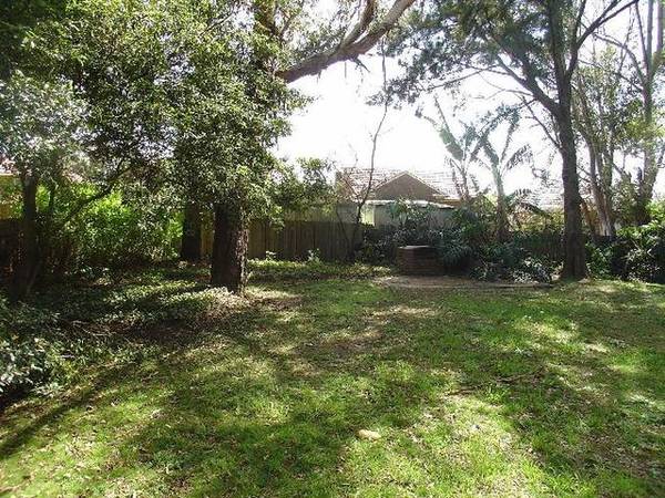 LARGE TOP FLOOR APARTMENT Picture LARGE TOP FLOOR APARTMENT Picture