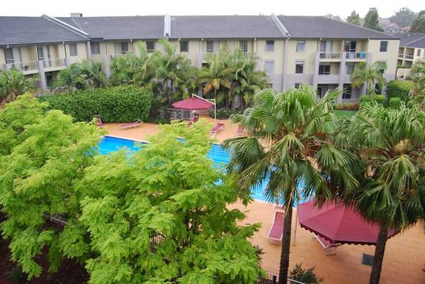 RESORT STYLE LIVING Picture 1