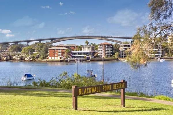 TOP FLOOR VIEWS! Picture TOP FLOOR VIEWS! Picture