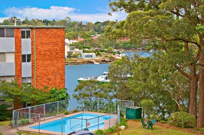 3 BEDROOMS ON WATERFRONT RESERVE Picture