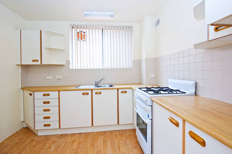 3 BEDROOMS ON WATERFRONT RESERVE Picture 3