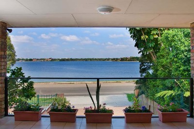 PRESTIGE WATERFRONT RESERVE Picture