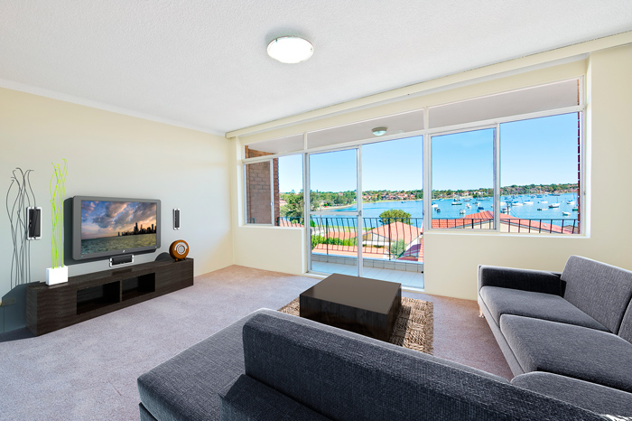 PICTURESCQUE WATERVIEWS Picture 2