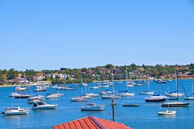 PICTURESCQUE WATERVIEWS Picture