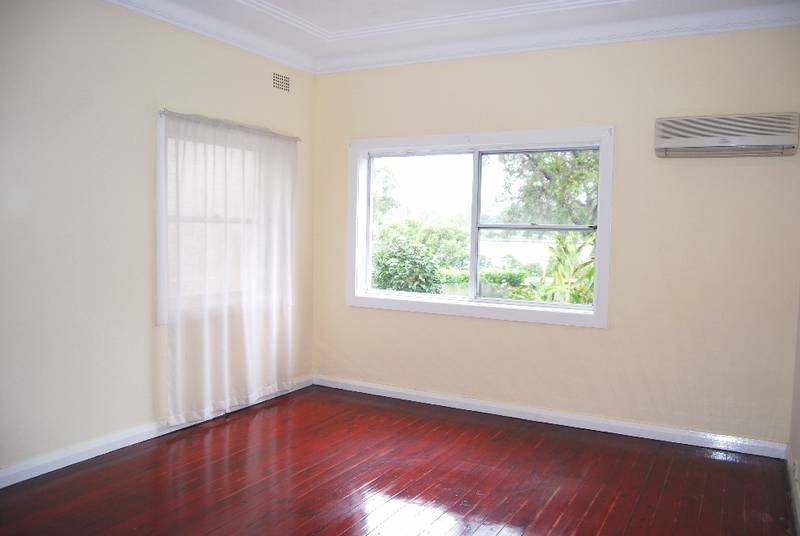 WATERFRONT RESERVE LOCATION Picture 2