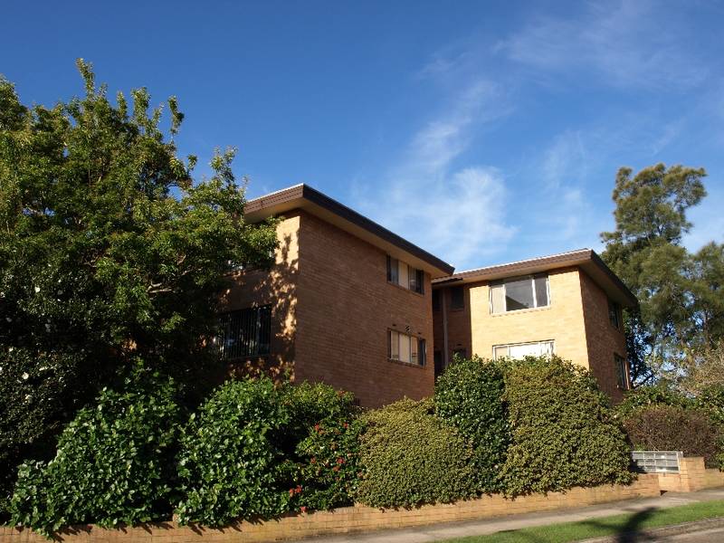 WATER AND BRIDGE VIEWS Picture 2