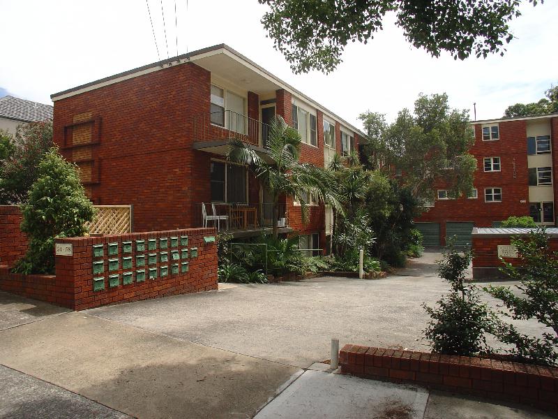 AFFORDABLE LIVING Picture 2