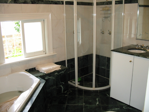 MAISONETTE DUBOISE Picture