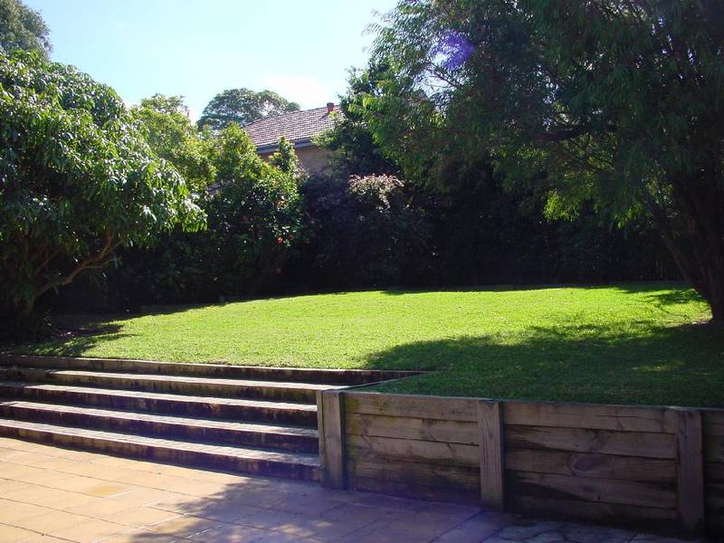 A RENAISSANCE OF STYLE! Picture 2