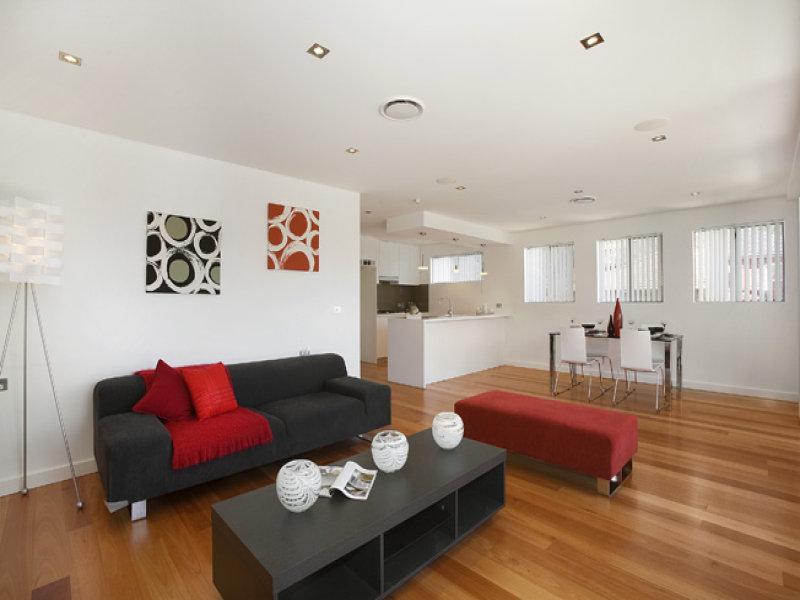 DESIGNED TO IMPRESS! Picture 3