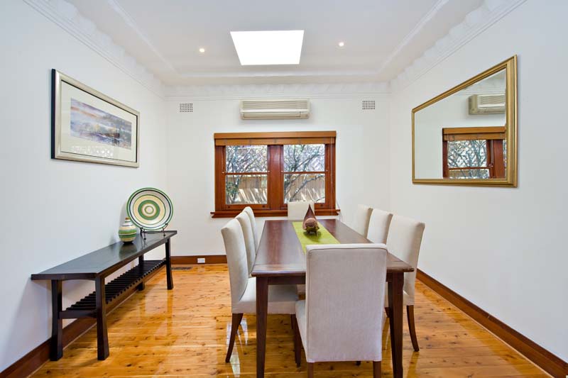 IRRESISTIBLE ART DECO CHARM Picture 3