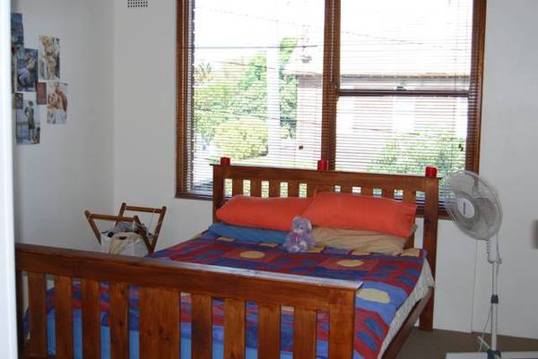 SOUTH STREET LOCATION Picture 2