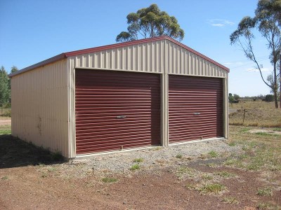 Vacant Lot with Shed Picture