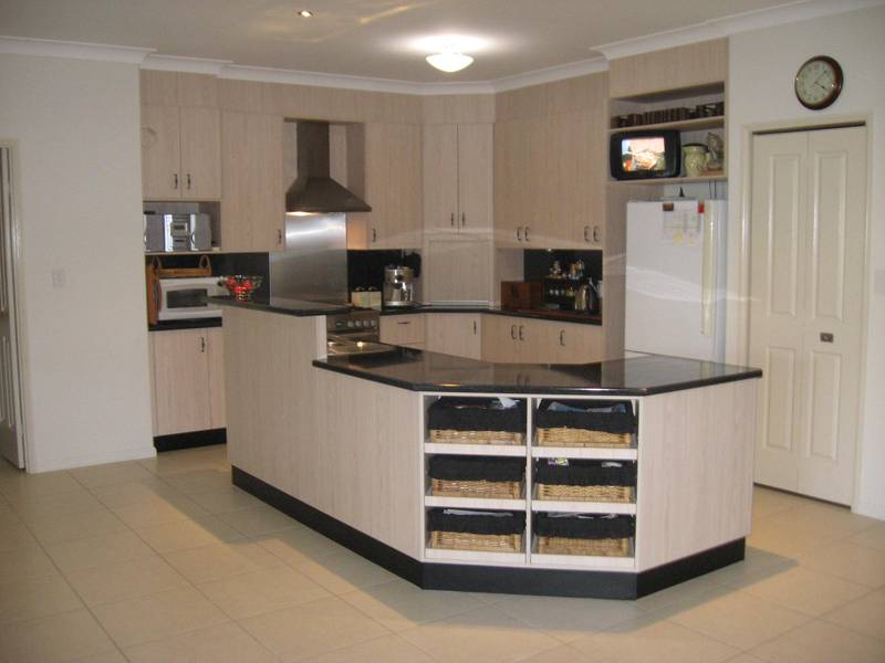 A Touch of Class Picture 2