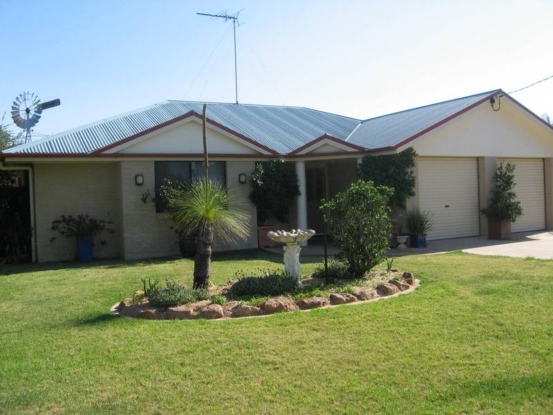 Beautiful House - Magnificent Home Picture 1